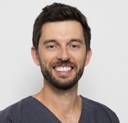 Dr Nik Ruggles